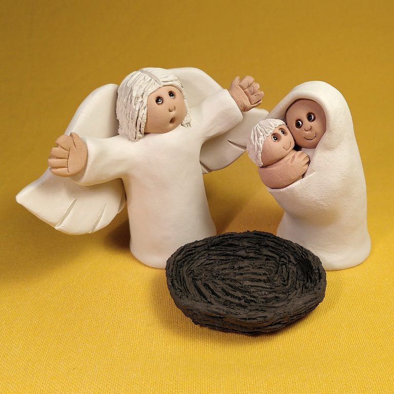 Großer Verkündungs-Engel & Maria mit Baby, leeres Bettchen